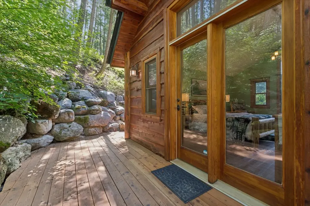 185 Blaine Meadow Lane Kalispell MT 59901