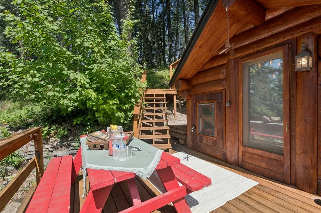 185 Blaine Meadow Lane Kalispell MT 59901