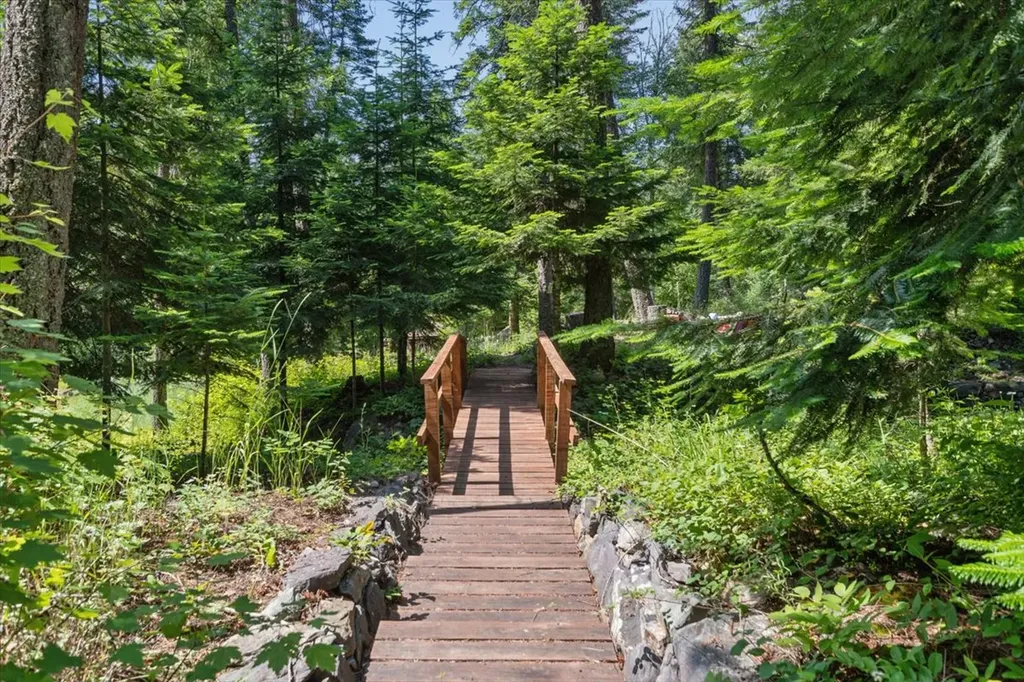 185 Blaine Meadow Lane Kalispell MT 59901
