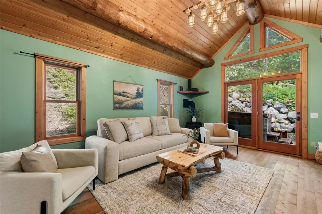 185 Blaine Meadow Lane Kalispell MT 59901