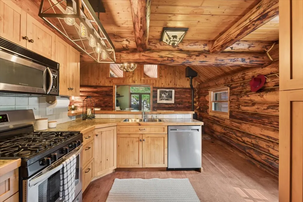 185 Blaine Meadow Lane Kalispell MT 59901