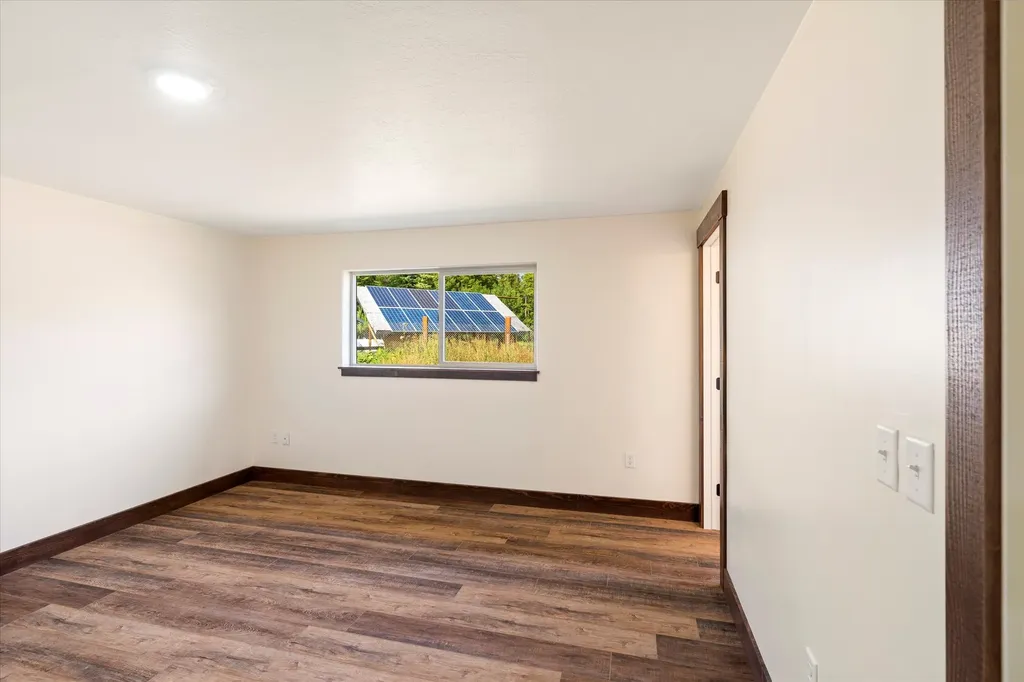 439 Dasios Road Troy MT 59935