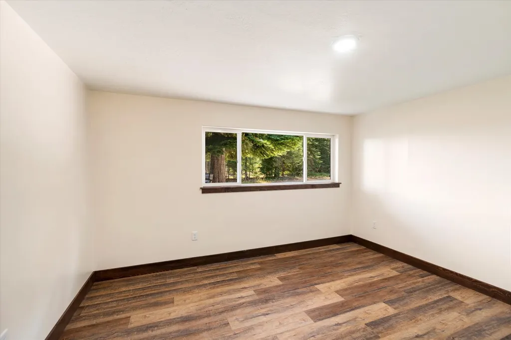 439 Dasios Road Troy MT 59935