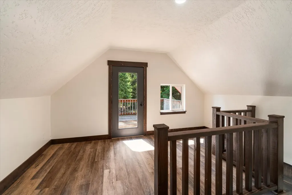 439 Dasios Road Troy MT 59935