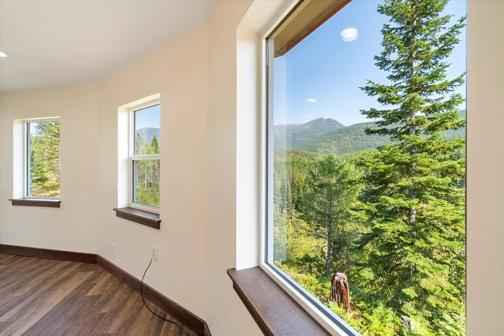 439 Dasios Road Troy MT 59935