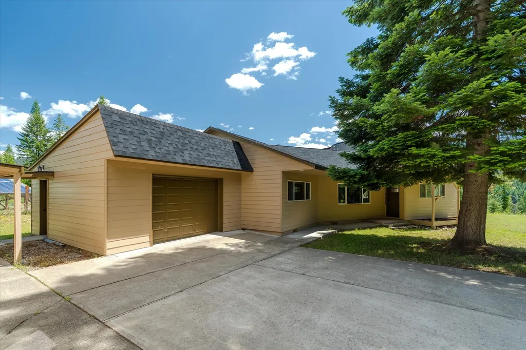 439 Dasios Road Troy MT 59935