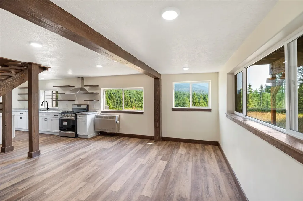 439 Dasios Road Troy MT 59935