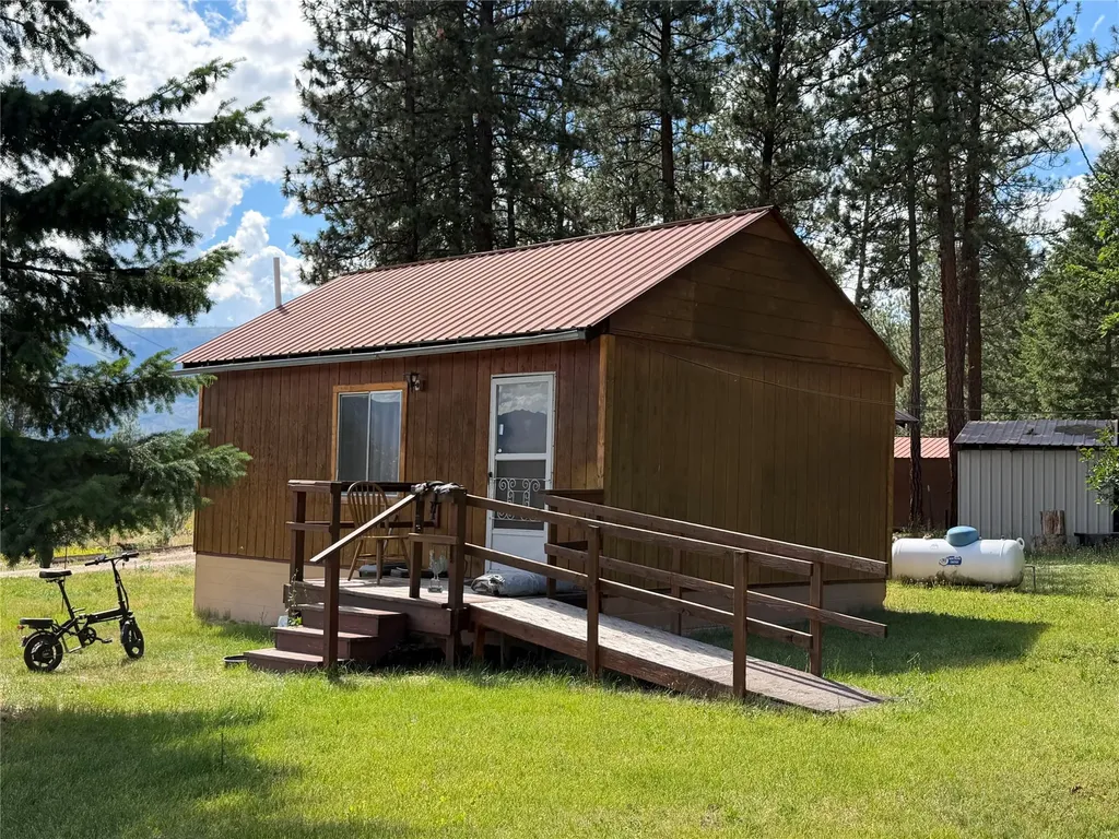 36 Sagebrush Lane Plains MT 59859