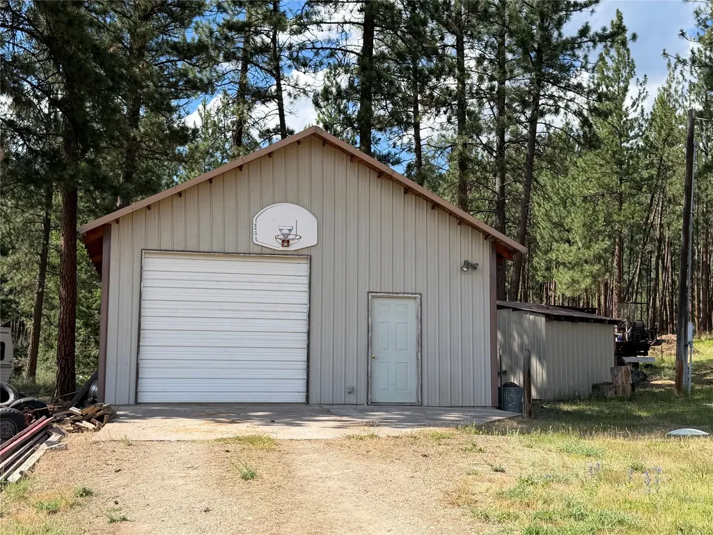 36 Sagebrush Lane Plains MT 59859