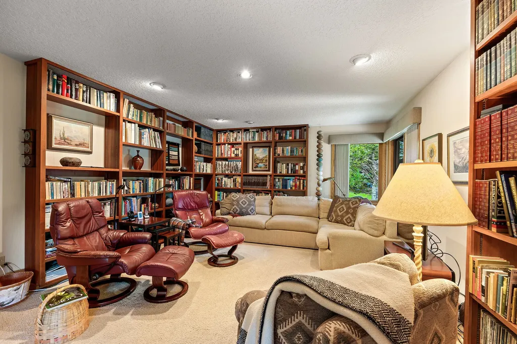 147 Golf Terrace Bigfork MT 59911