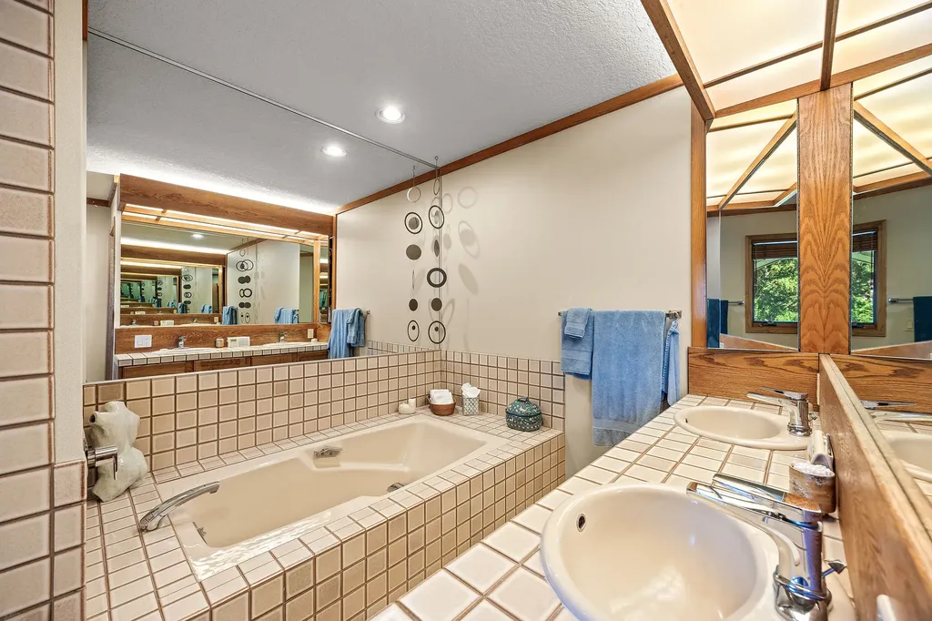 147 Golf Terrace Bigfork MT 59911