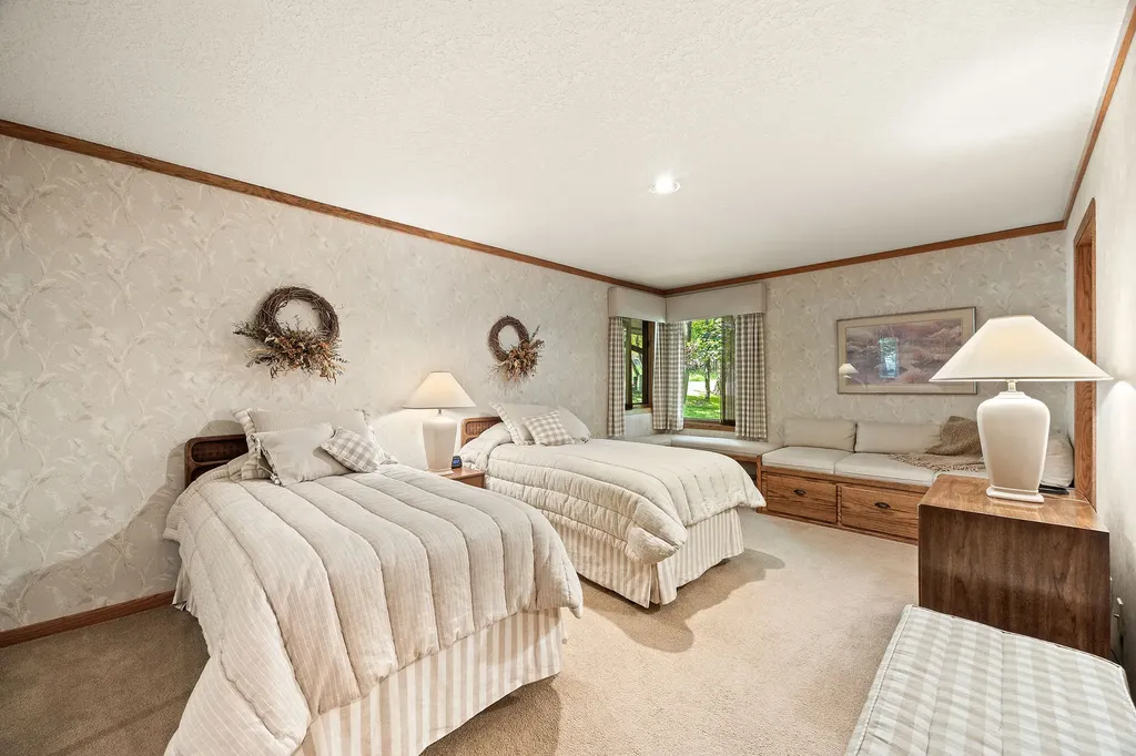 147 Golf Terrace Bigfork MT 59911
