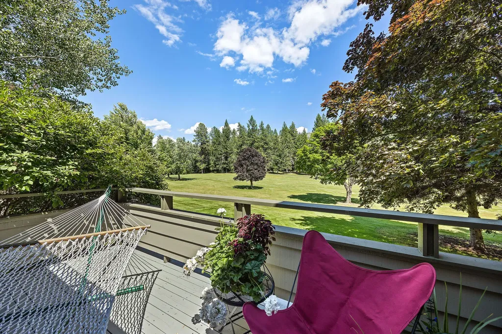 147 Golf Terrace Bigfork MT 59911