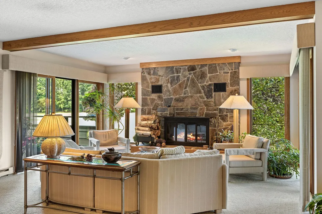 147 Golf Terrace Bigfork MT 59911