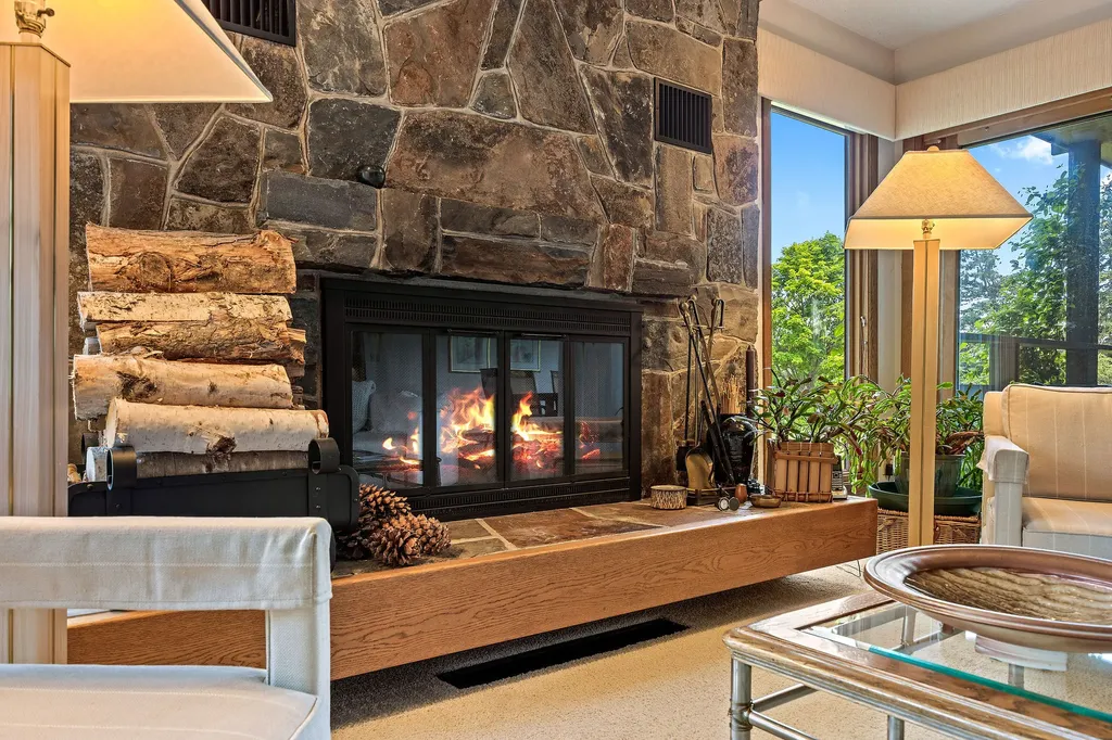 147 Golf Terrace Bigfork MT 59911