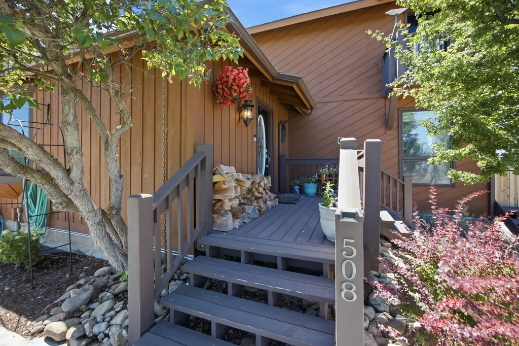 508 Maki Drive Hamilton MT 59840