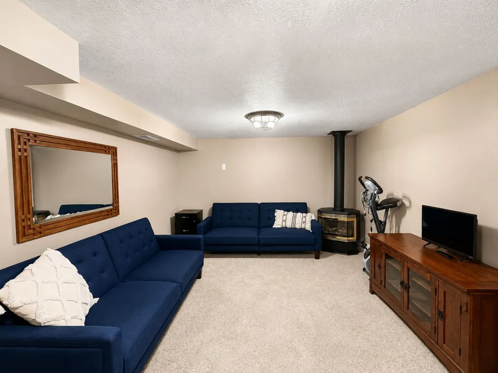 516 25th Avenue NE Great Falls MT 59404
