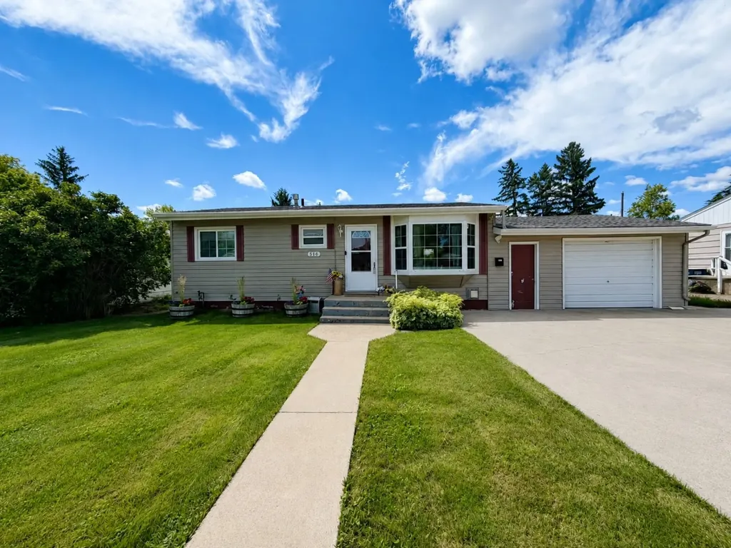 516 25th Avenue NE Great Falls MT 59404