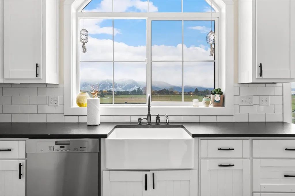 589 Jackson View Trail Kalispell MT 59901