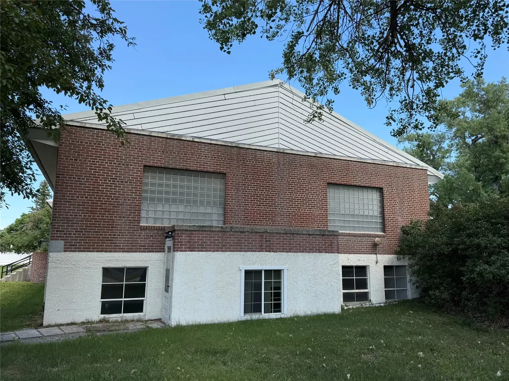 320 1st Street NW Choteau MT 59422