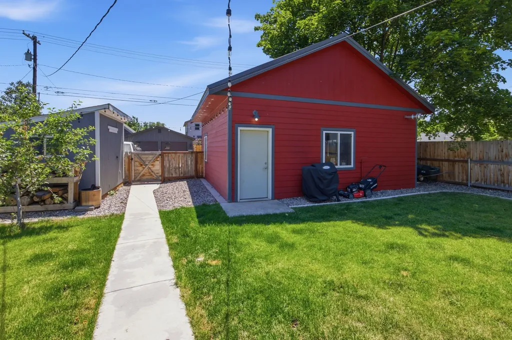 1711 S 13th Street W Missoula MT 59801