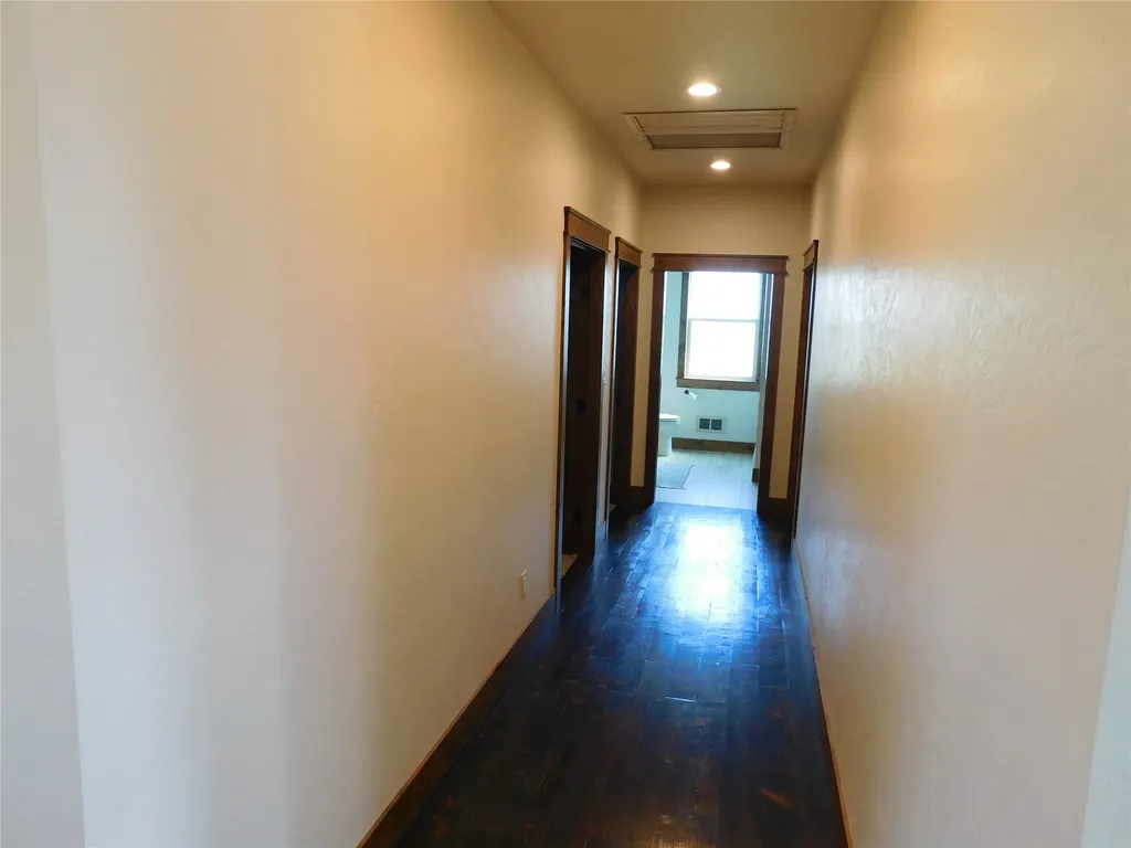 33460 Overland Road St Ignatius MT 59865