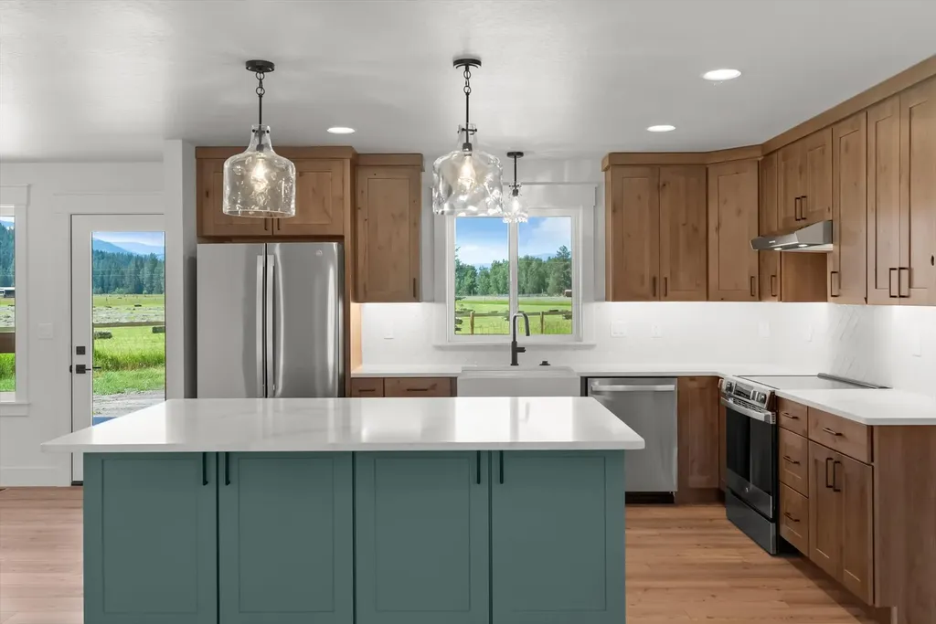 31725 Ranch Lane Huson MT 59846