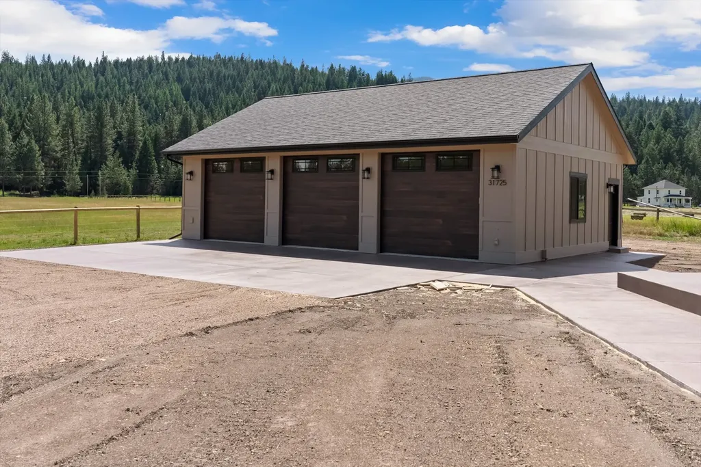 31725 Ranch Lane Huson MT 59846