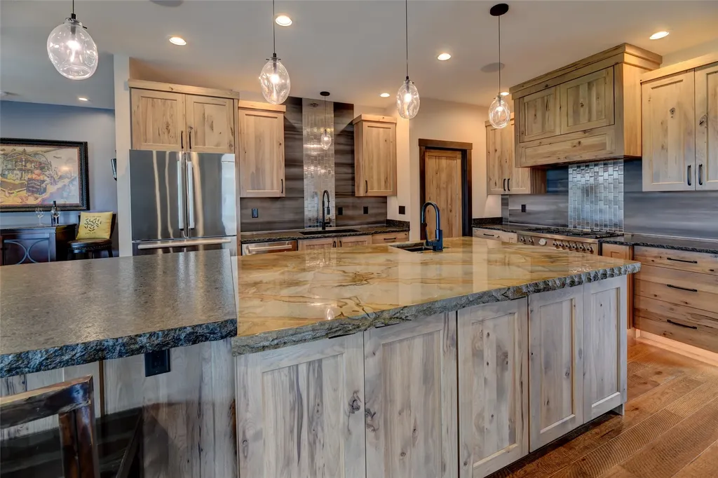 1407 Cambray Loop Helena MT 59602