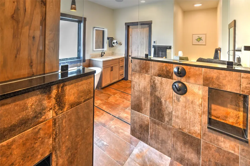 1407 Cambray Loop Helena MT 59602