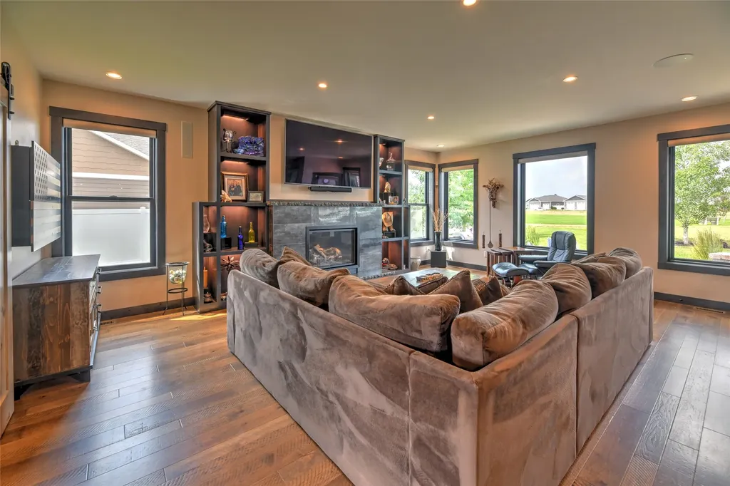 1407 Cambray Loop Helena MT 59602