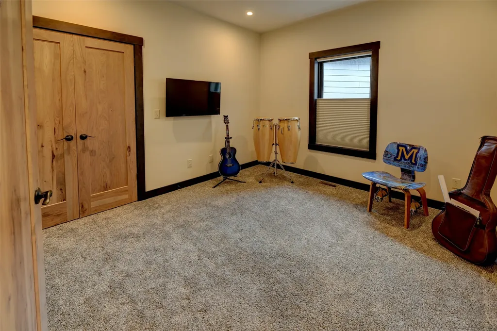 1407 Cambray Loop Helena MT 59602