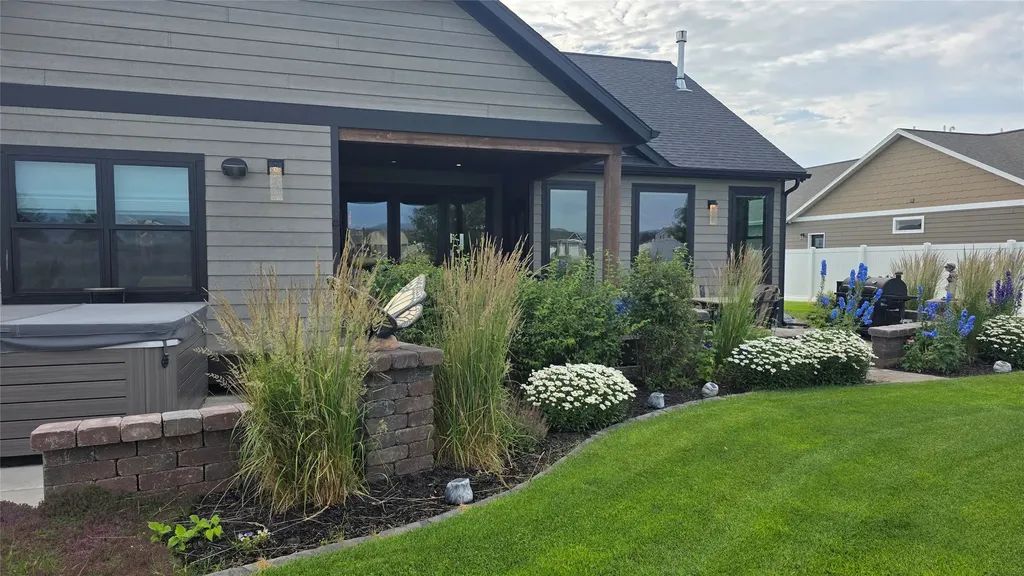 1407 Cambray Loop Helena MT 59602