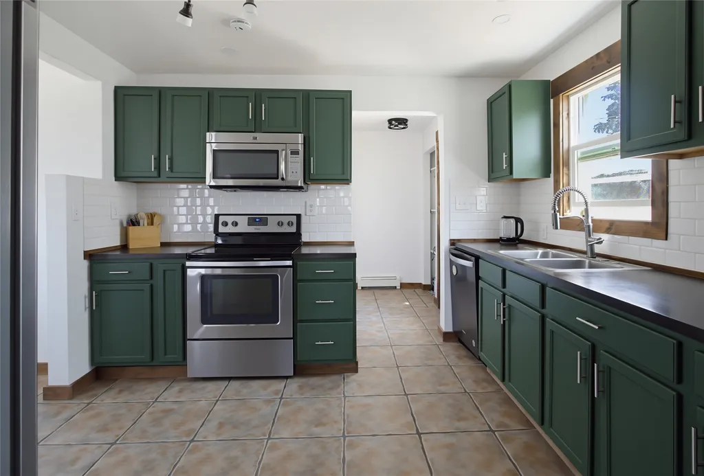 3015 Richardson Street Butte MT 59701