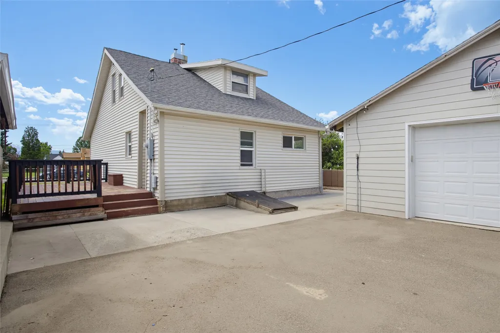 3015 Richardson Street Butte MT 59701