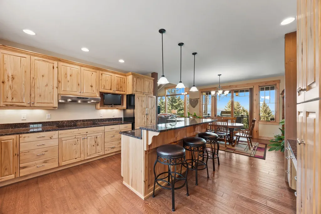 117 Southlake Crest Polson MT 59860