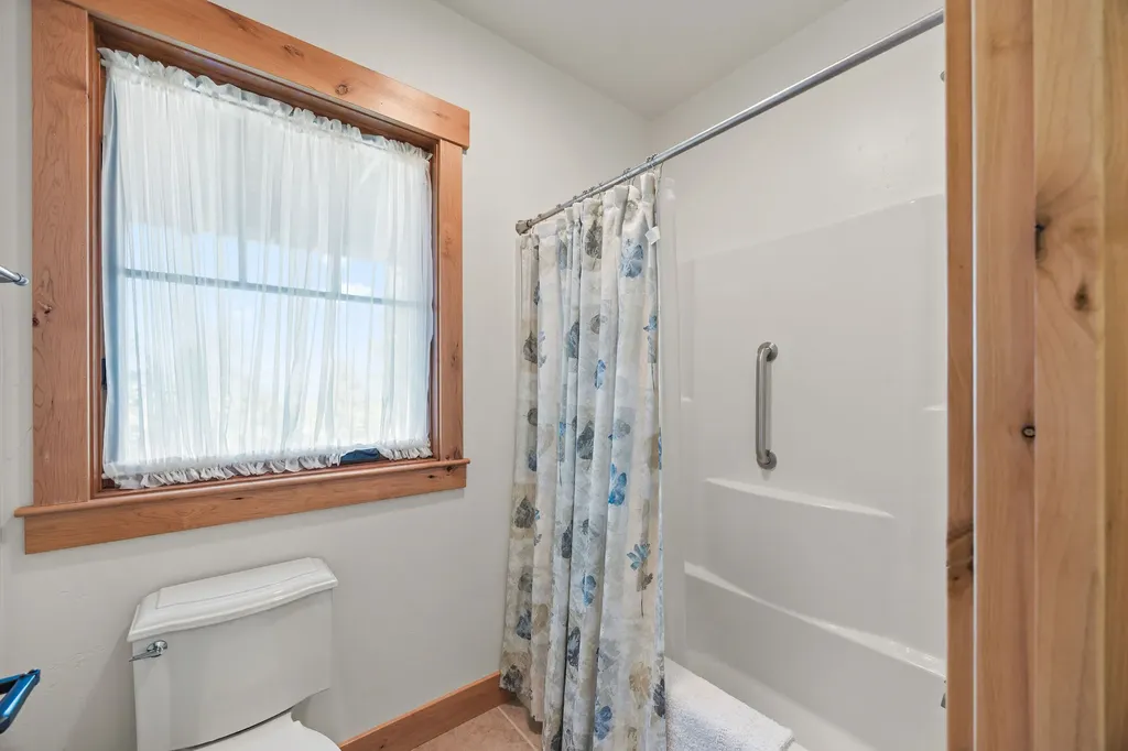 117 Southlake Crest Polson MT 59860
