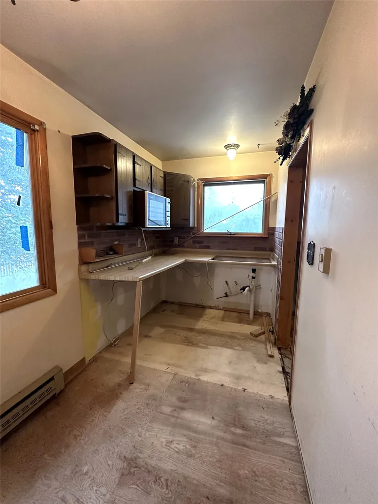 509 1st Avenue E Eureka MT 59917