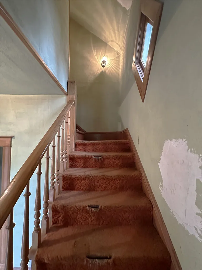 509 1st Avenue E Eureka MT 59917