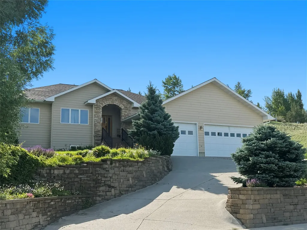 930 Spirit Drive Shelby MT 59474
