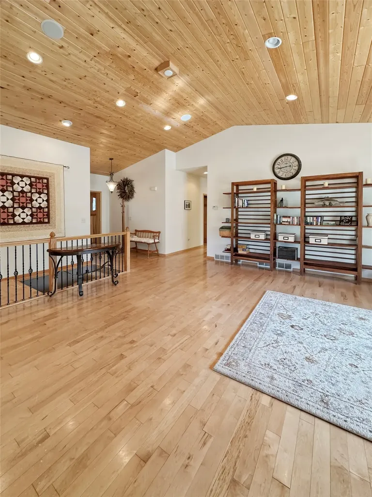 930 Spirit Drive Shelby MT 59474