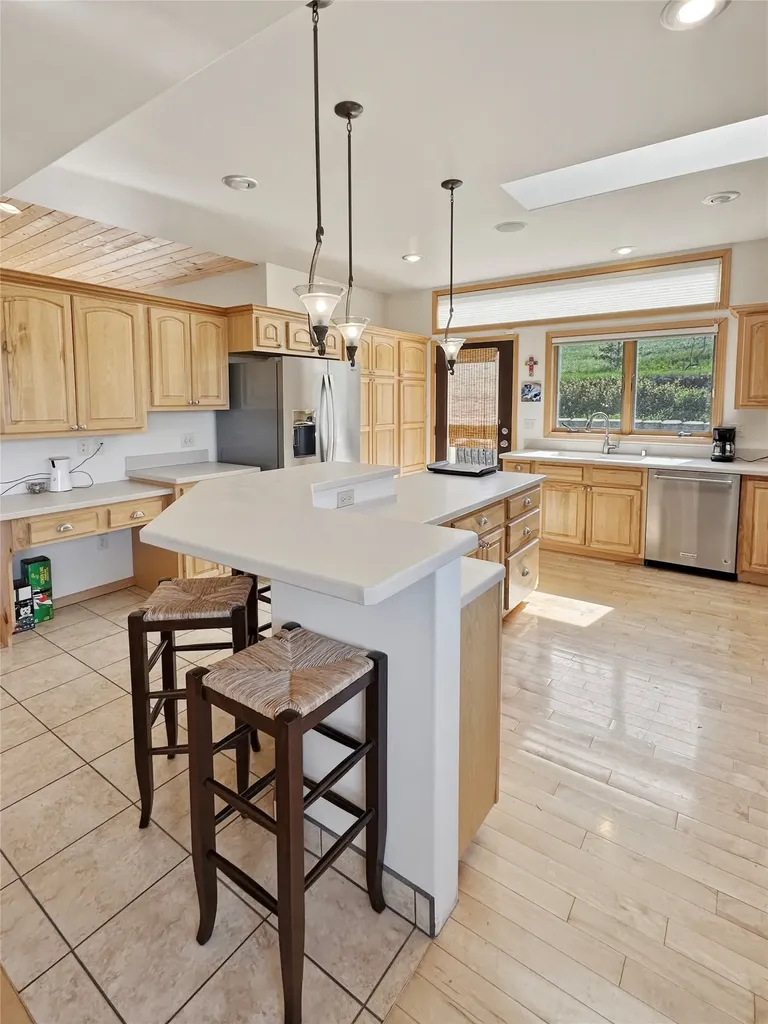 930 Spirit Drive Shelby MT 59474