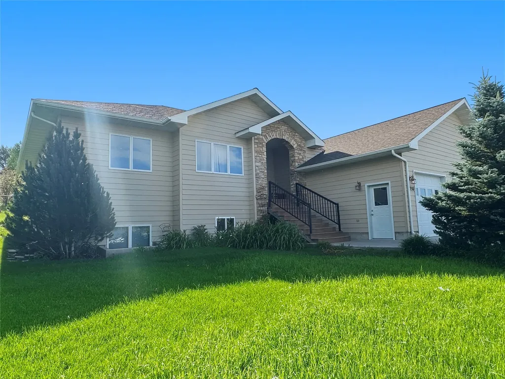 930 Spirit Drive Shelby MT 59474