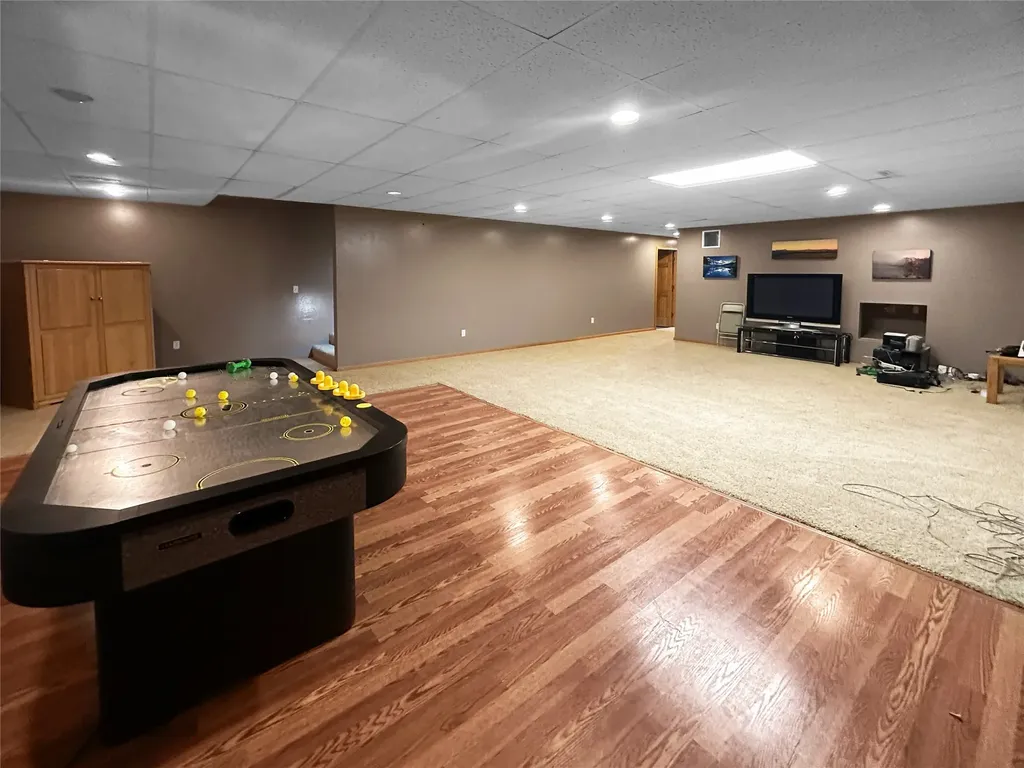 930 Spirit Drive Shelby MT 59474