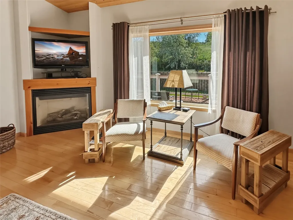 930 Spirit Drive Shelby MT 59474