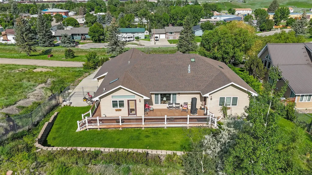 930 Spirit Drive Shelby MT 59474