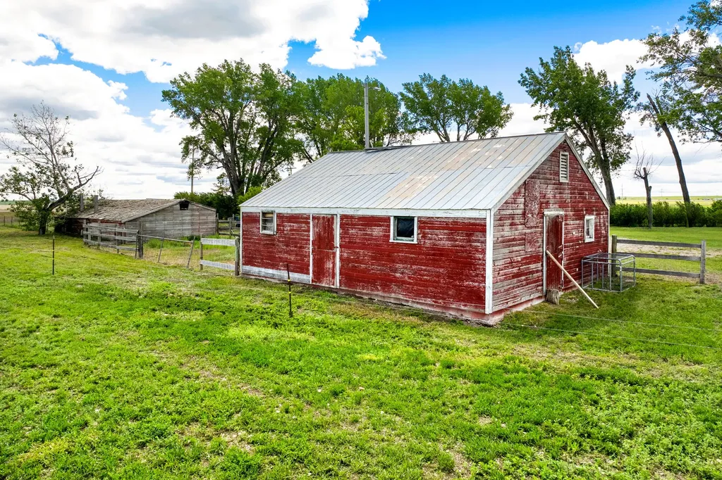 860 Mt Highway 431 Fairfield MT 59436
