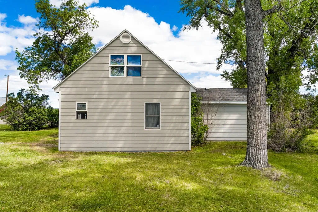 860 Mt Highway 431 Fairfield MT 59436