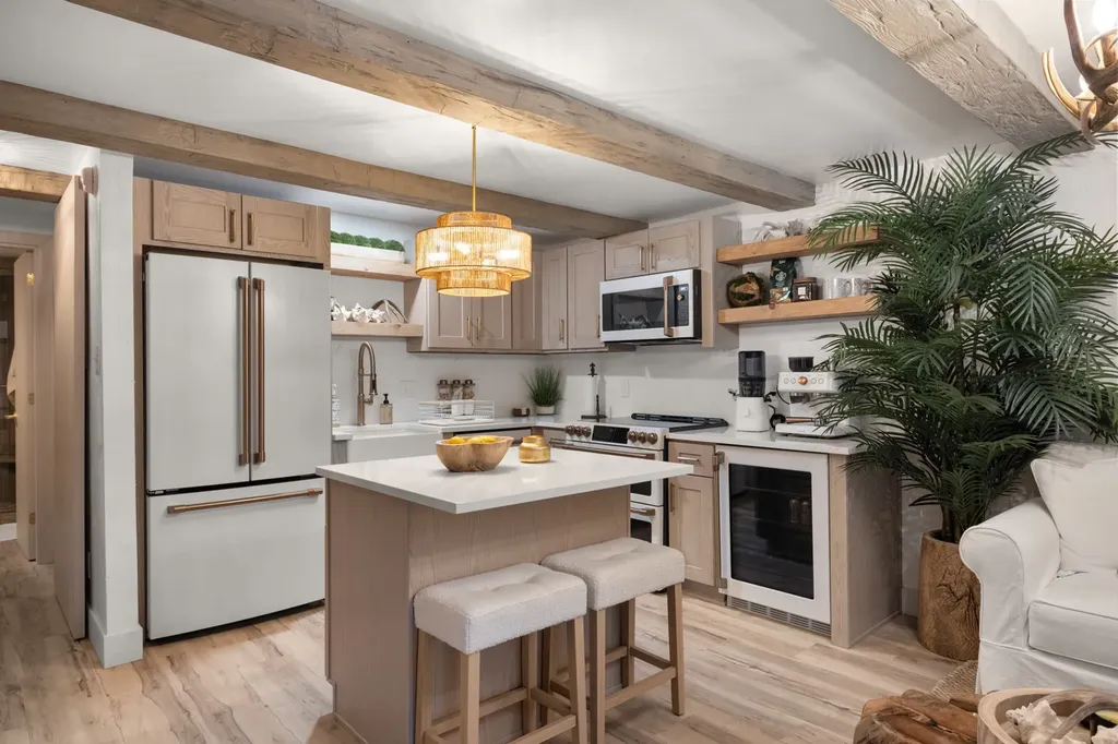 121 Iowa Avenue Whitefish MT 59937