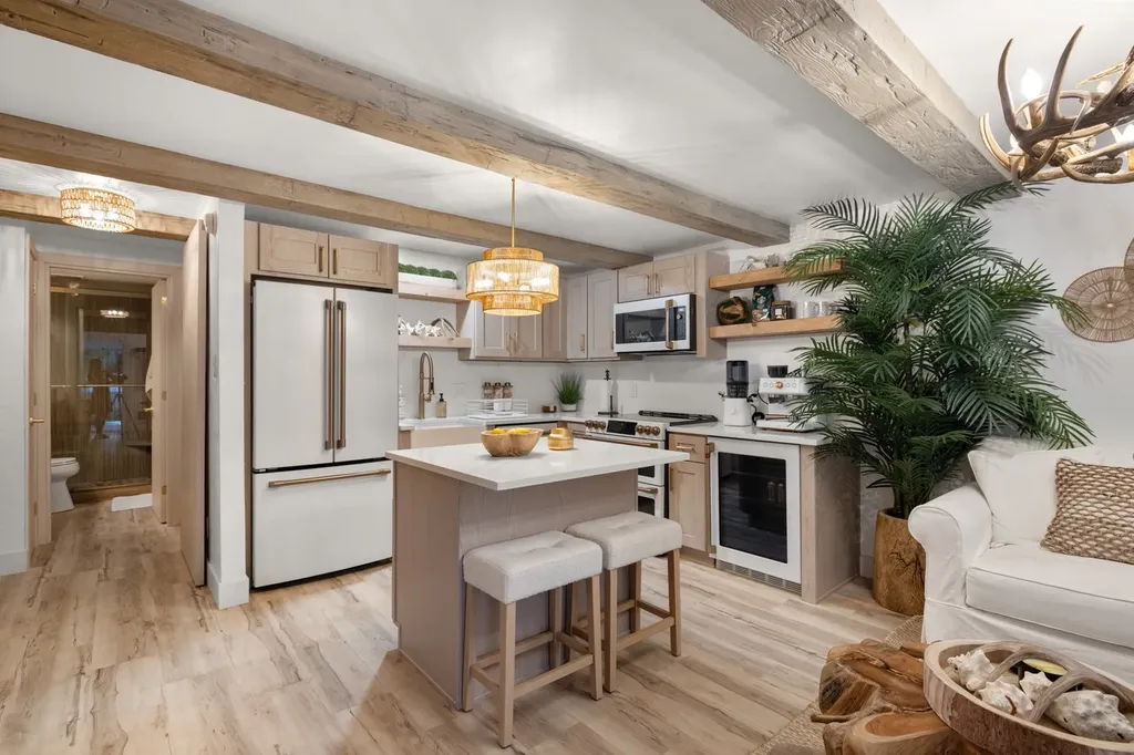 121 Iowa Avenue Whitefish MT 59937